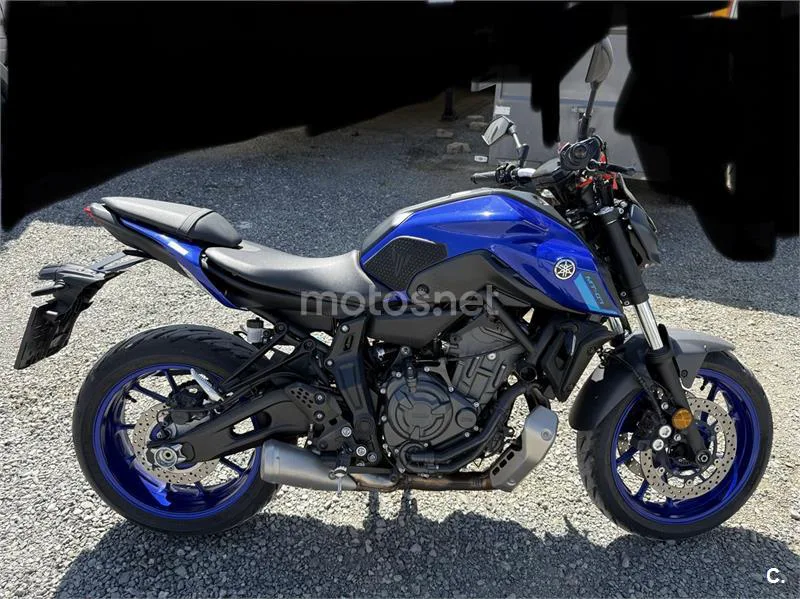 Yamaha MT-07 - Vista 8