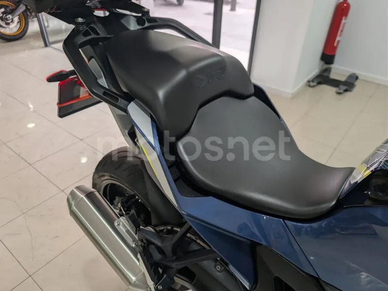 BMW S 1000 XR - Vista 17