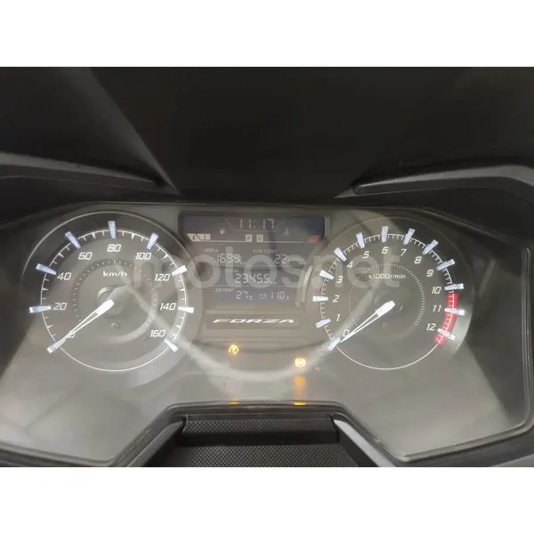Honda Forza 125 - Vista 6