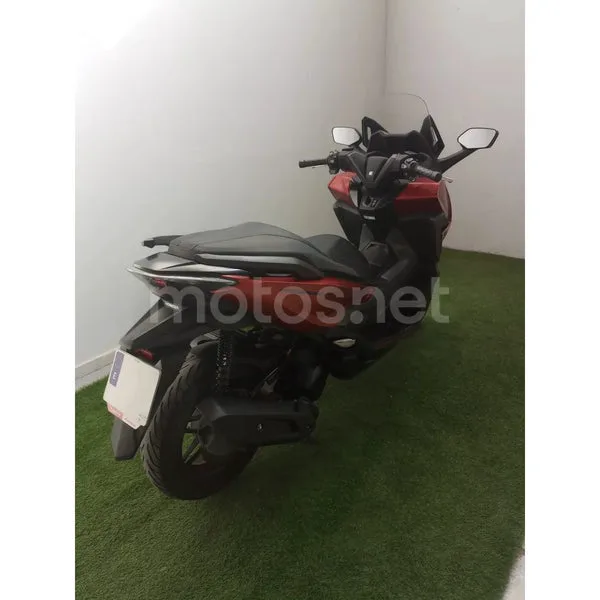 Honda Forza 125 - Vista 7