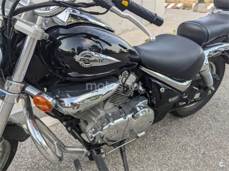 Suzuki Intruder LC 250 - Vista 3