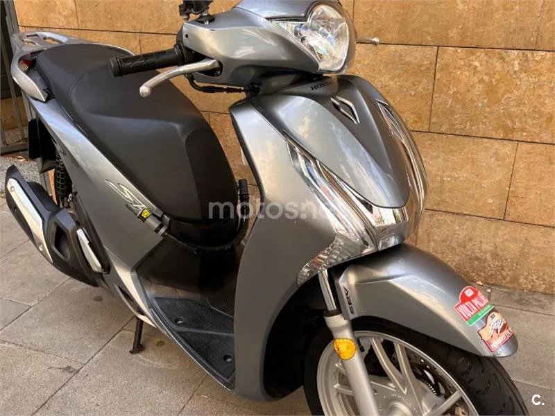 Honda SH125i - Vista 8