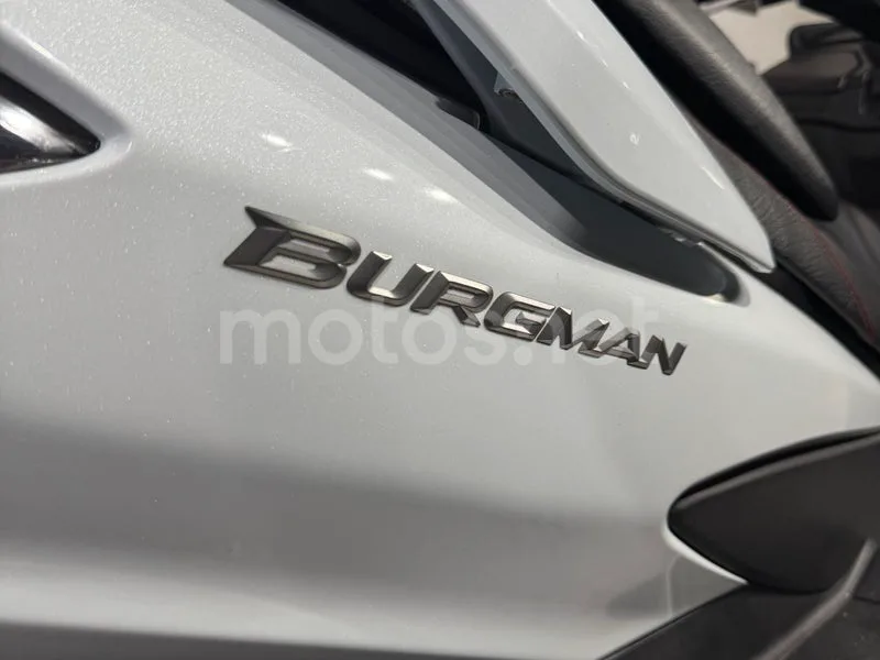 Suzuki Burgman 400 - Vista 13