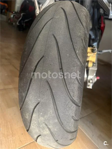 Honda CBR600RR - Vista 3