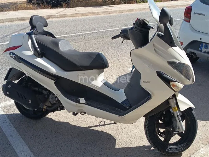Piaggio XEvo 125 1350 € 2014 Alicante - 2