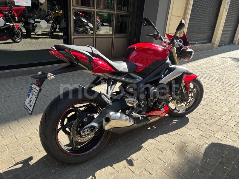 Triumph Street Triple - Vista 5