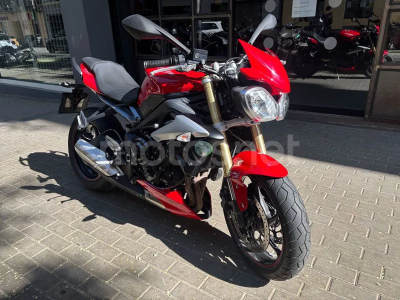 Triumph Street Triple - Vista 7