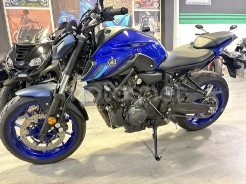 Yamaha MT-07 - Vista 3