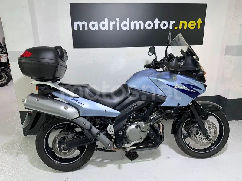 Suzuki V-Strom 650 3290 € 2006 Madrid - 1
