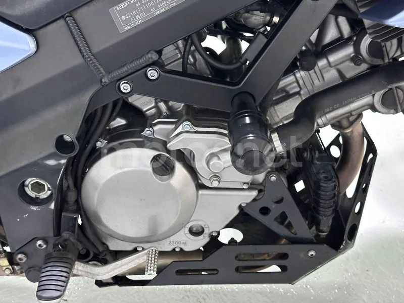Suzuki V-Strom 650 - Vista 15