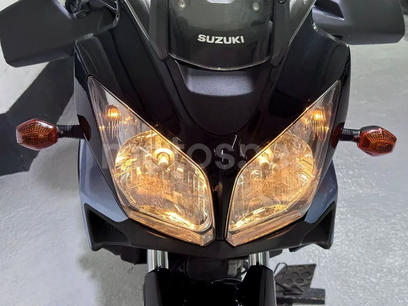 Suzuki V-Strom 650 - Vista 21