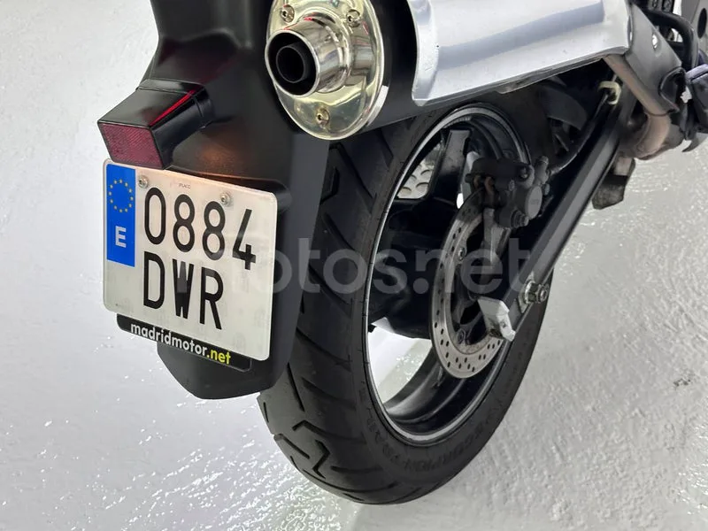 Suzuki V-Strom 650 - Vista 24