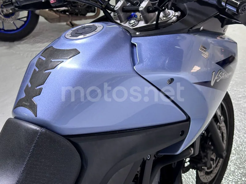 Suzuki V-Strom 650 - Vista 30
