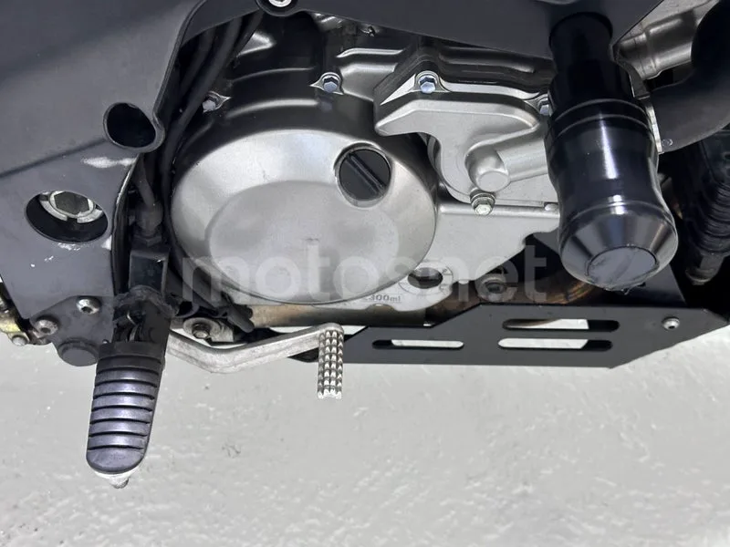 Suzuki V-Strom 650 - Vista 33