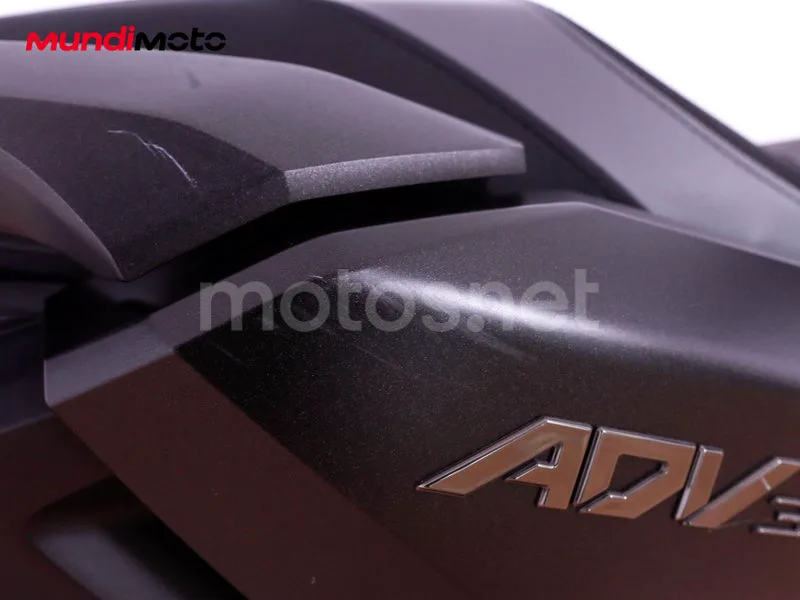 Honda ADV350 - Vista 13
