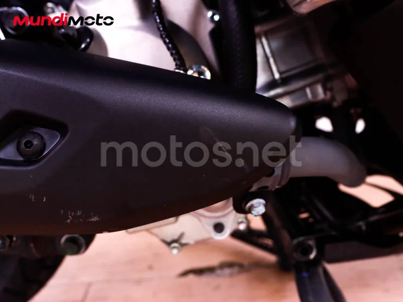 Yamaha XMAX 300 - Vista 18