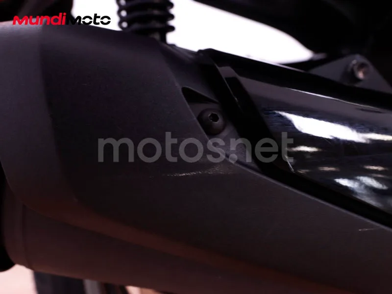 Yamaha XMAX 300 - Vista 43