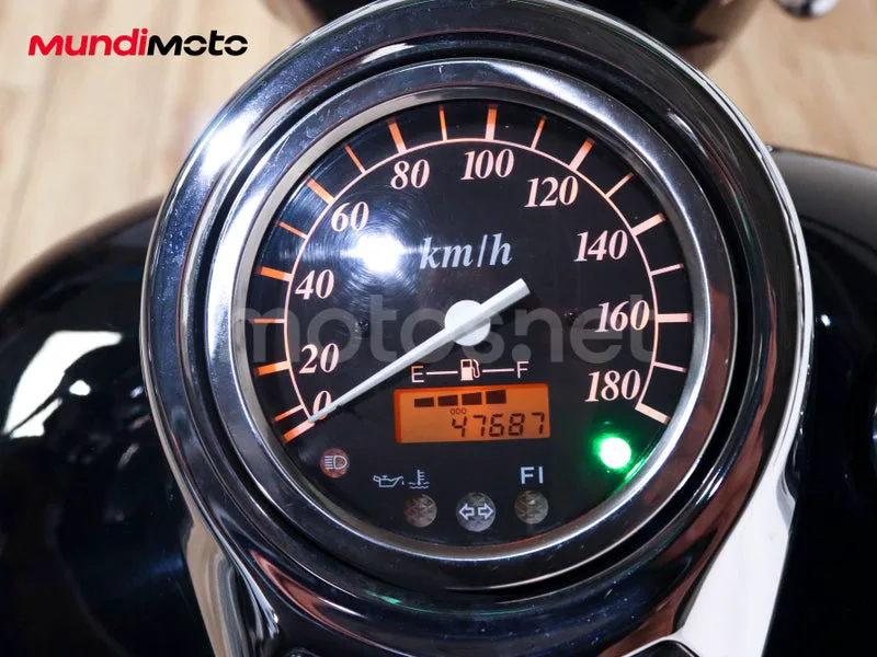 Suzuki Intruder C800 - Vista 12