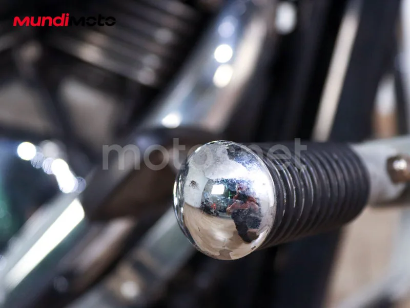 Suzuki Intruder C800 - Vista 16