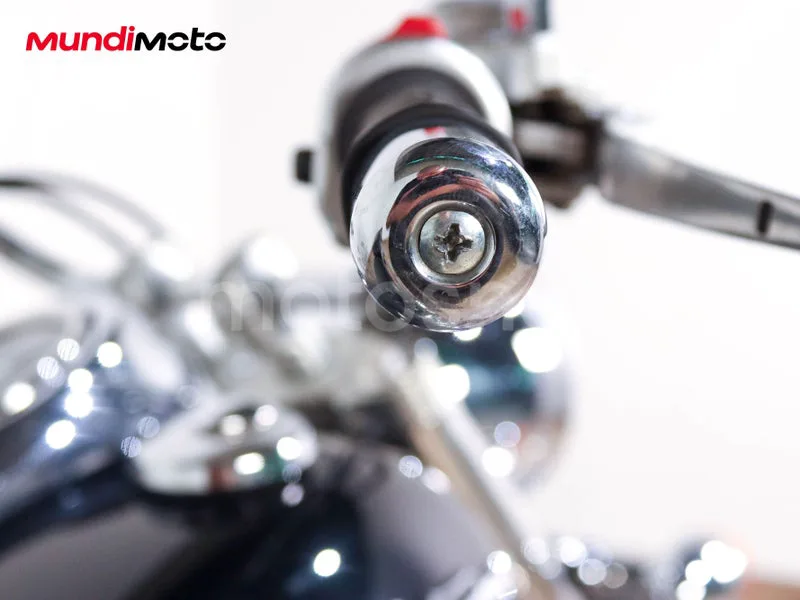 Suzuki Intruder C800 - Vista 19