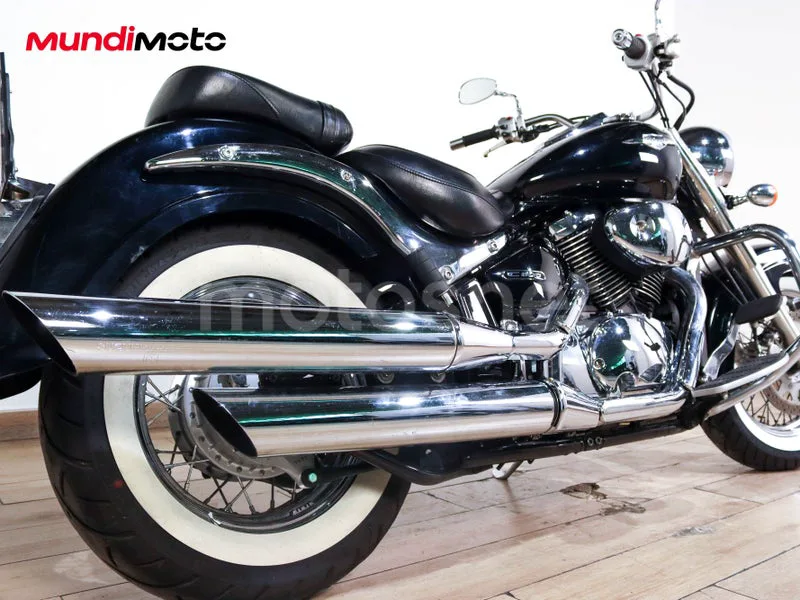 Suzuki Intruder C800 - Vista 4