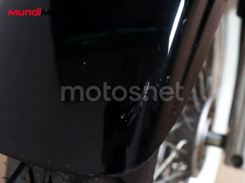 Suzuki Intruder C800 - Vista 33