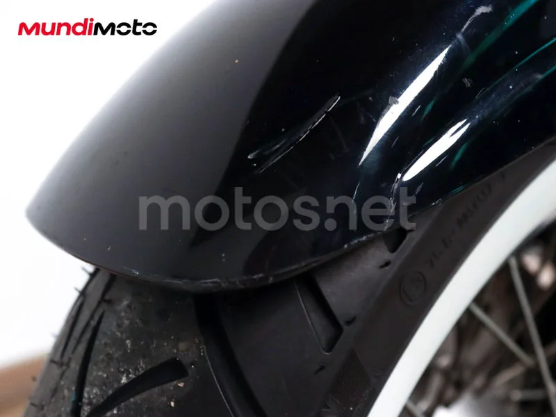 Suzuki Intruder C800 - Vista 34