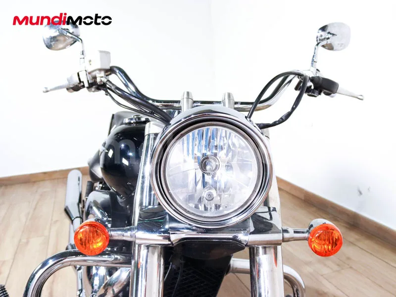 Suzuki Intruder C800 - Vista 5