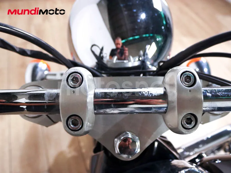 Suzuki Intruder C800 - Vista 44