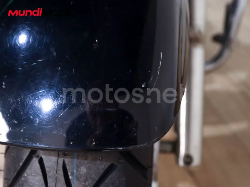 Suzuki Intruder C800 - Vista 47