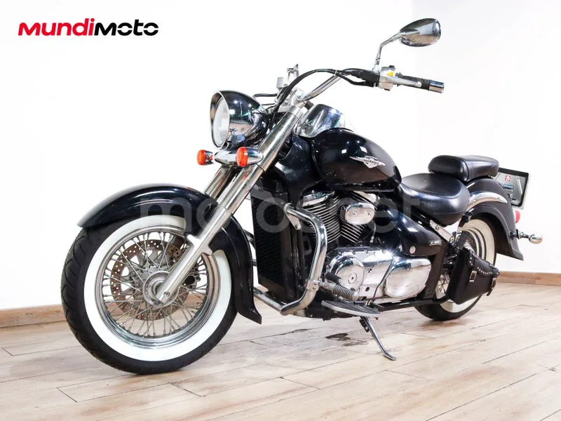 Suzuki Intruder C800 - Vista 7