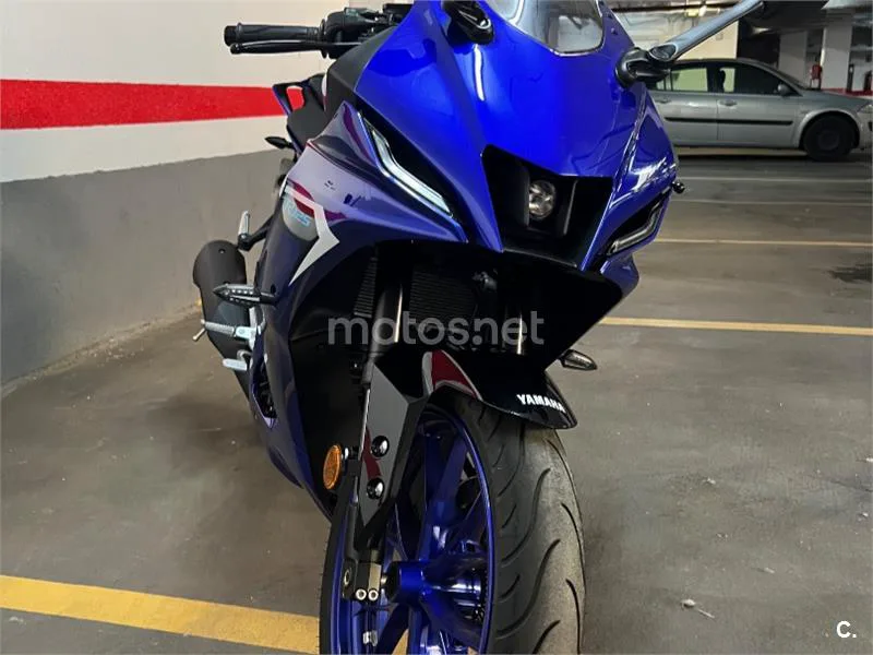 Yamaha YZF-R125 - Vista 13