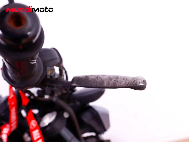 Yamaha MT-125 - Vista 30