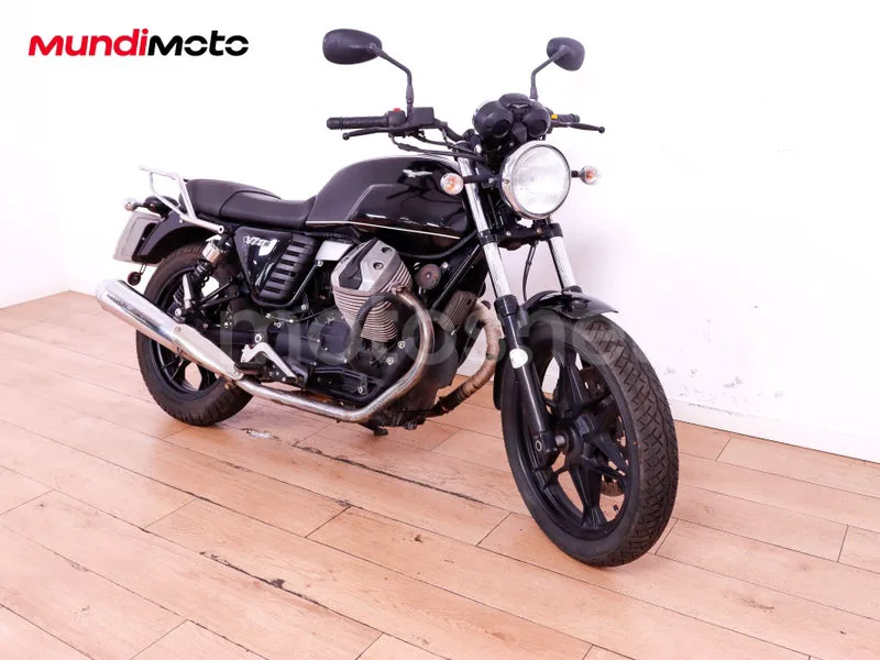 Moto Guzzi V7 II 3899 € 2016 Barcelona - 2