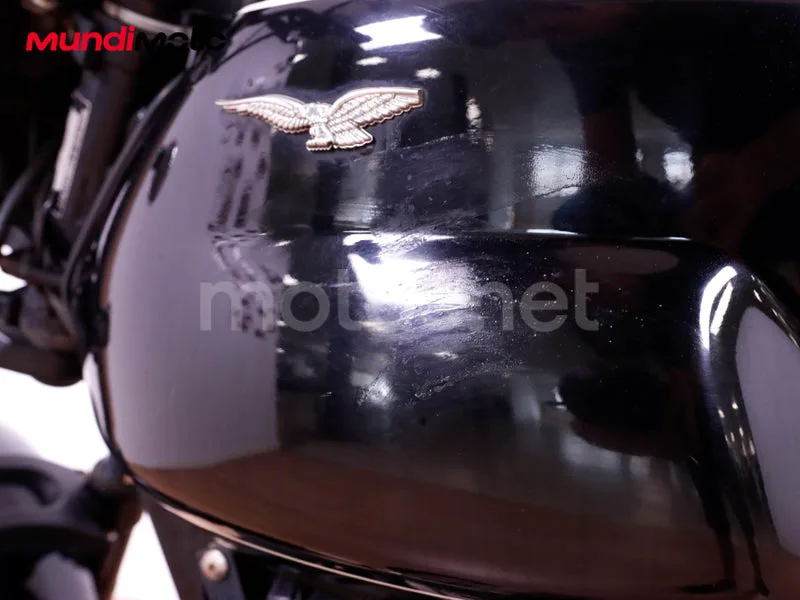 Moto Guzzi V7 II - Vista 42