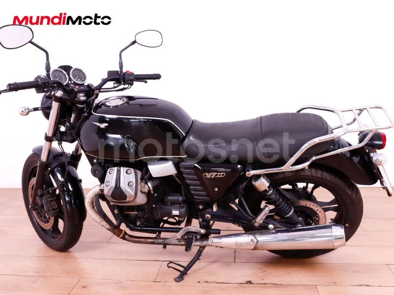 Moto Guzzi V7 II - Vista 6