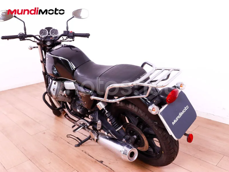 Moto Guzzi V7 II - Vista 8