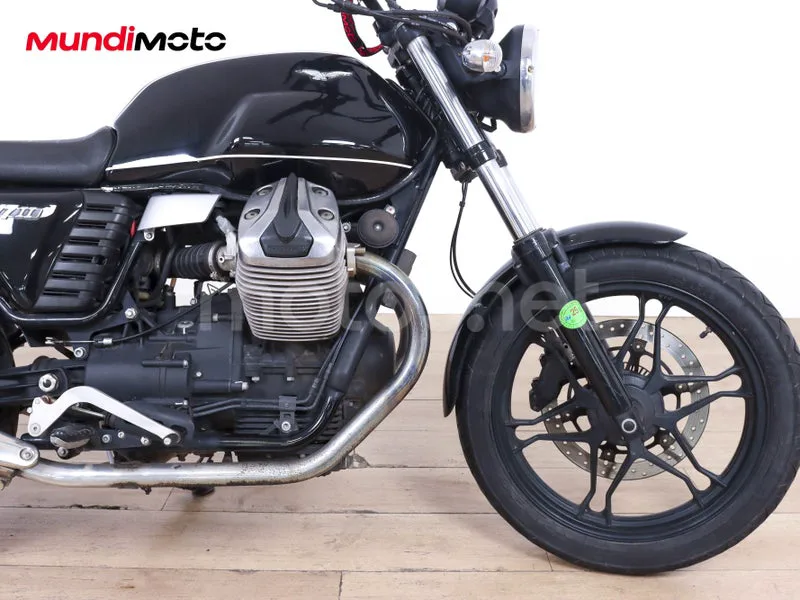 Moto Guzzi V7 II - Vista 73