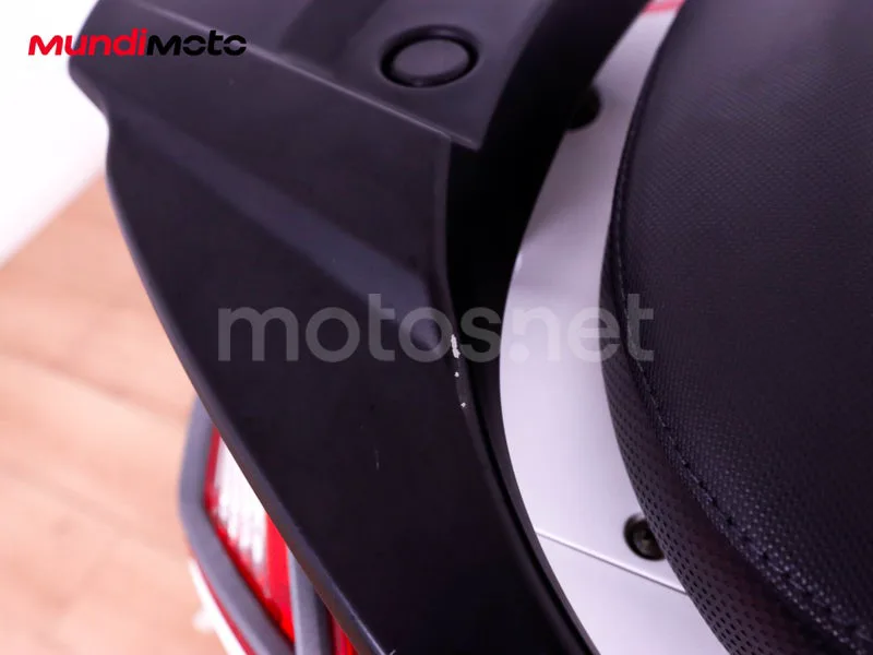 Kymco Super Dink 125 - Vista 23