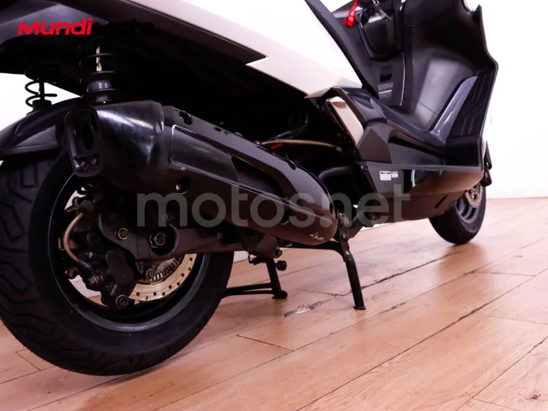 Kymco Super Dink 125 - Vista 4