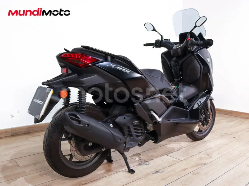 Yamaha XMAX 125 - Vista 3