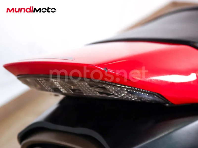 Honda CBR1000RR Fireblade - Vista 17