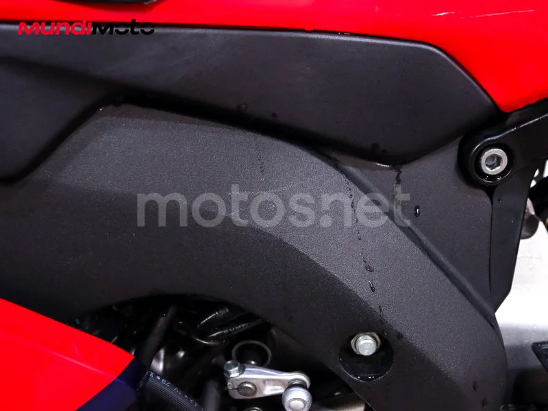 Honda CBR1000RR Fireblade - Vista 37