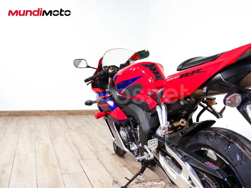 Honda CBR1000RR Fireblade - Vista 9