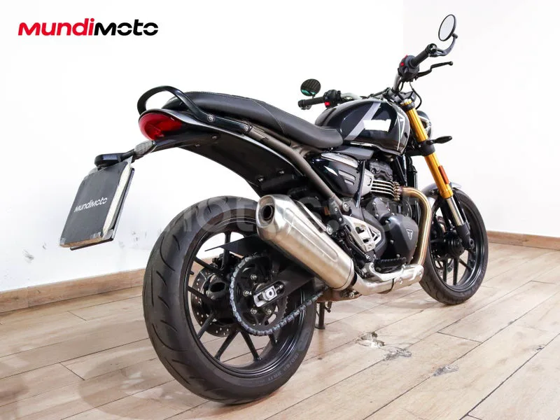 Triumph Speed 400 - Vista 3
