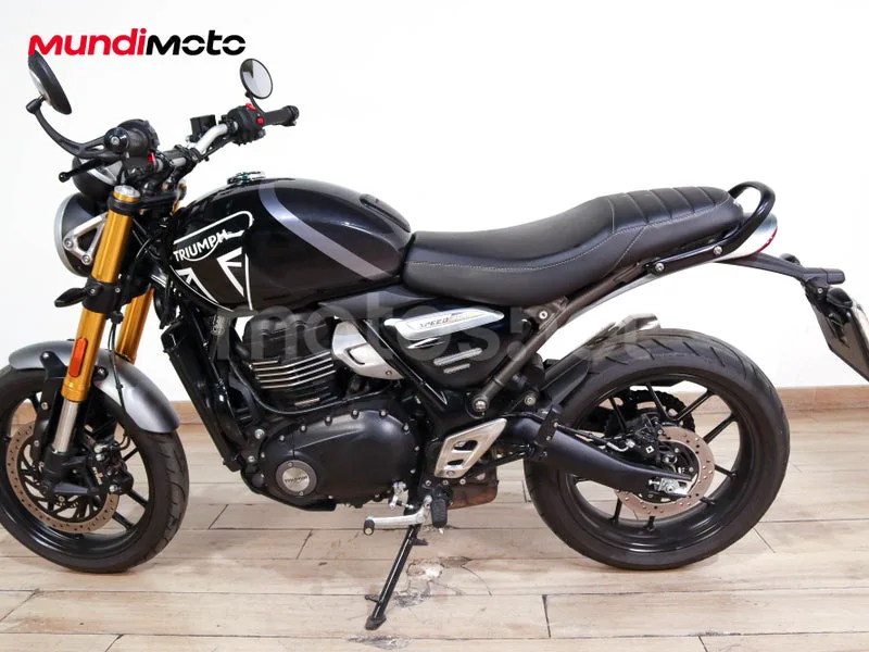Triumph Speed 400 - Vista 6