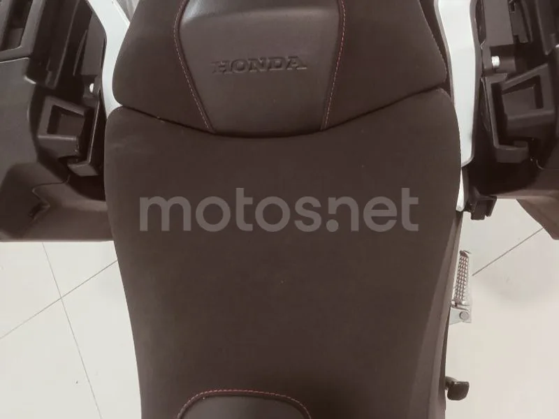 Honda NC750X - Vista 11