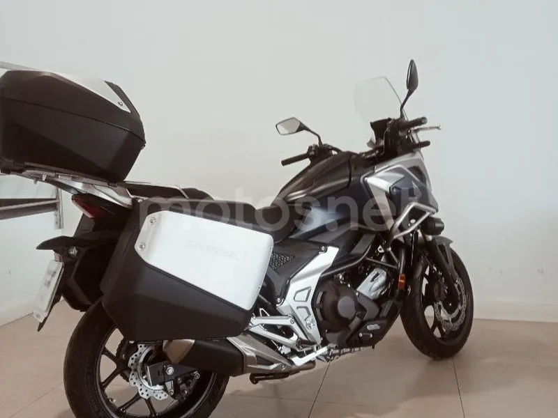 Honda NC750X - Vista 5