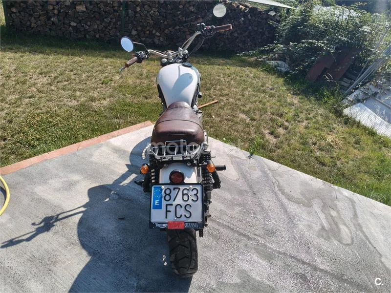 Triumph Bonneville T100 - Vista 4