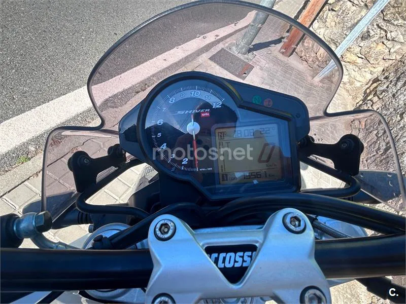 Aprilia Shiver 750 - Vista 3